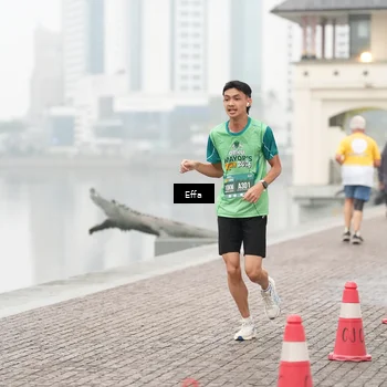 Runner Photo 8472592