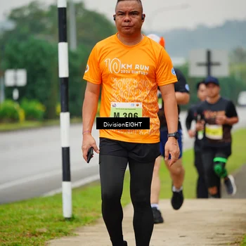 Runner Photo 8472600