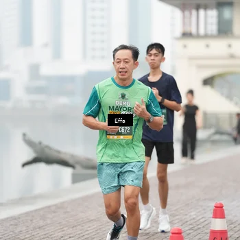 Runner Photo 8472611