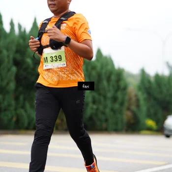 Runner Photo 8472633