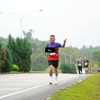 Runner Photo 8472668