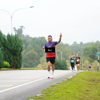 Runner Photo 8472672
