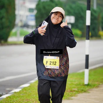 Runner Photo 8472678