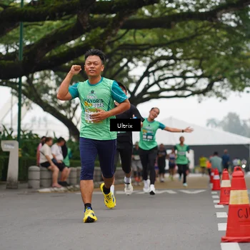 Runner Photo 8472690