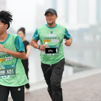 Runner Photo 8472692