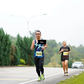 Runner Photo 8472705