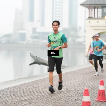 Runner Photo 8472709