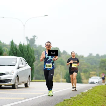 Runner Photo 8472715