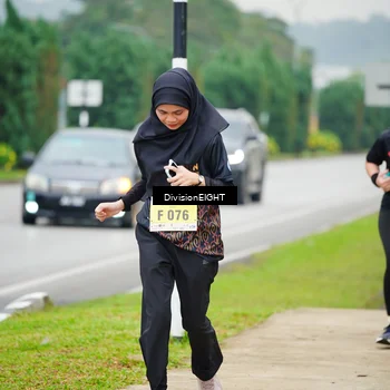 Runner Photo 8472745