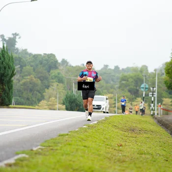 Runner Photo 8472751