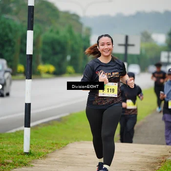 Runner Photo 8472763