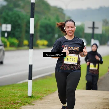 Runner Photo 8472766