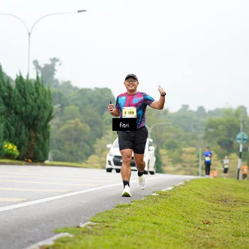 Runner Photo 8472772
