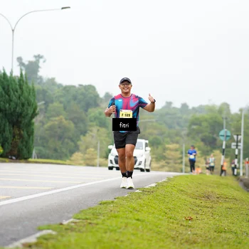 Runner Photo 8472786