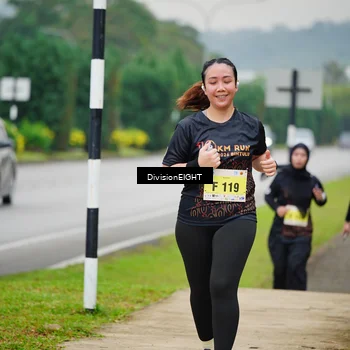 Runner Photo 8472801