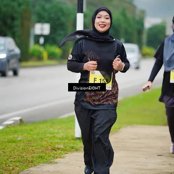 Runner Photo 8472815