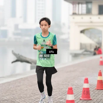 Runner Photo 8472877