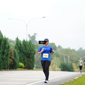 Runner Photo 8472896