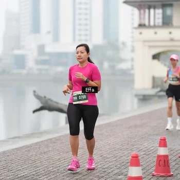 Runner Photo 8472899