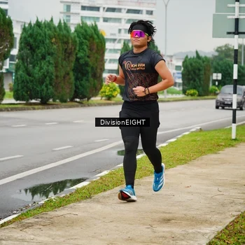 Runner Photo 8472903