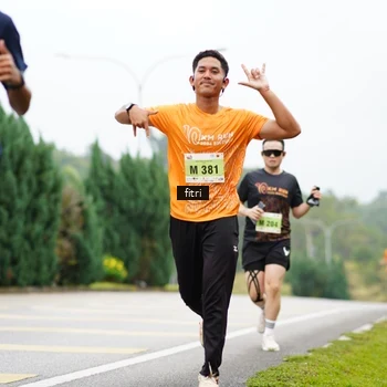 Runner Photo 8472905