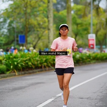 Runner Photo 8472906
