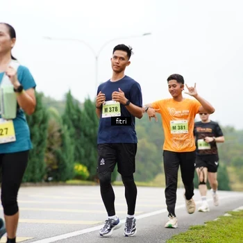 Runner Photo 8472915