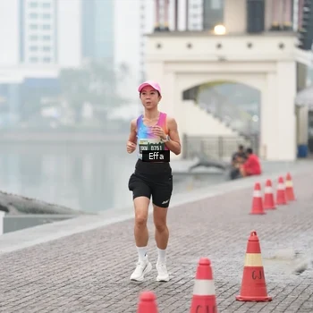 Runner Photo 8472923