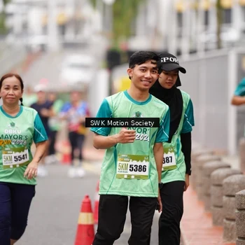Runner Photo 8472931