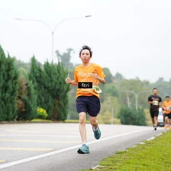 Runner Photo 8472939