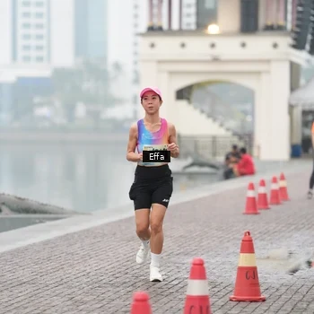 Runner Photo 8472943