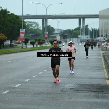 Runner Photo 8472945