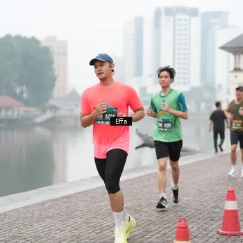 Runner Photo 8472947