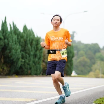 Runner Photo 8472950
