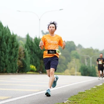 Runner Photo 8472960