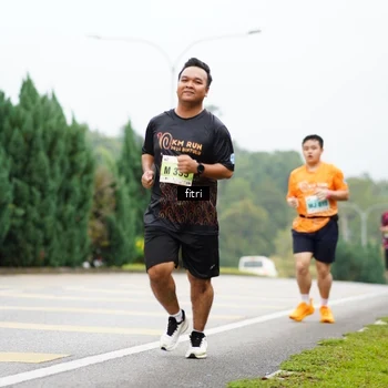Runner Photo 8472963