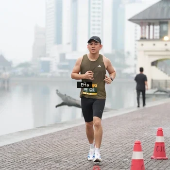Runner Photo 8472964