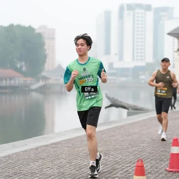 Runner Photo 8472972