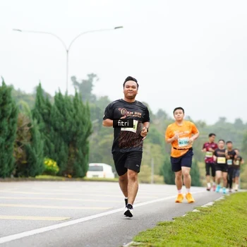 Runner Photo 8472976