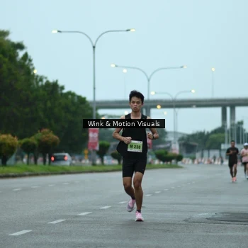 Runner Photo 8472985