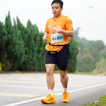 Runner Photo 8472987