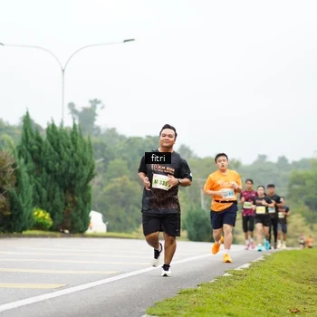 Runner Photo 8472989
