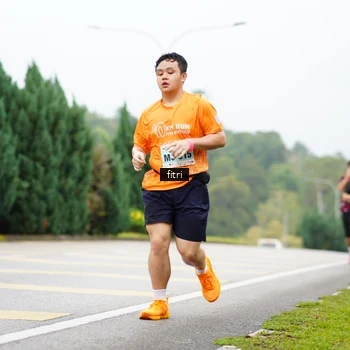 Runner Photo 8472998