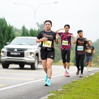 Runner Photo 8473003