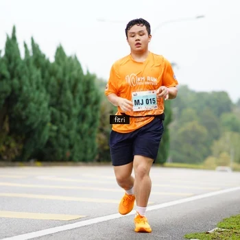 Runner Photo 8473006