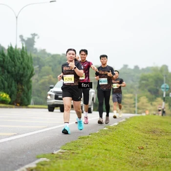 Runner Photo 8473012