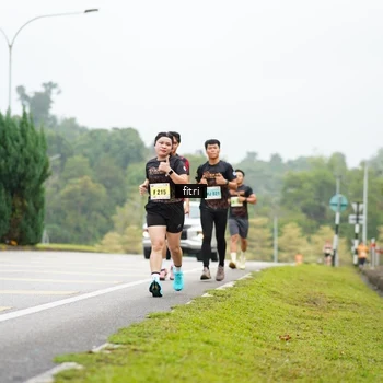 Runner Photo 8473017