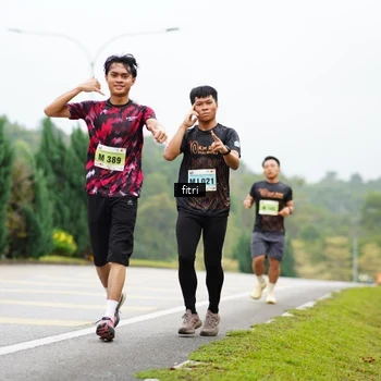 Runner Photo 8473024