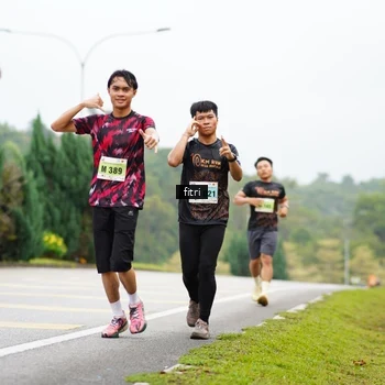 Runner Photo 8473028