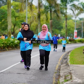 Runner Photo 8473033